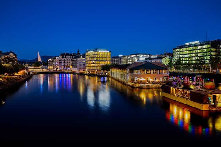 Private Transfer from Lyon to Geneva with 2h Stop in Chambery