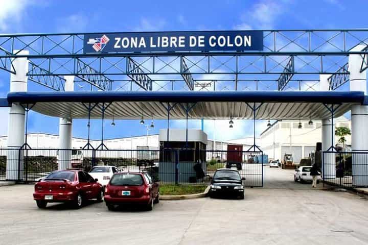 Shopping in Colon free Zone
