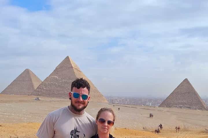 2 Days Private GEM with Pyramids and Cairo Highlights