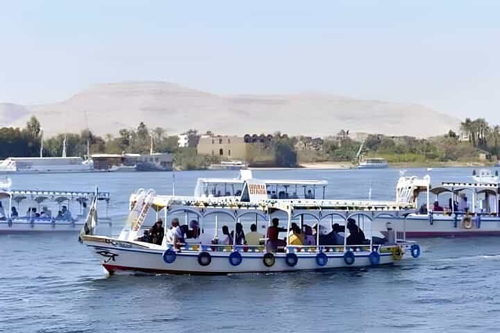 From Luxor : felucca ride and Banana Island