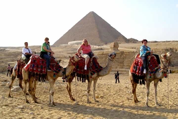 Allinclusive Half DayPrivateTour Giza PyramidsSphinx Ticke Lunch 