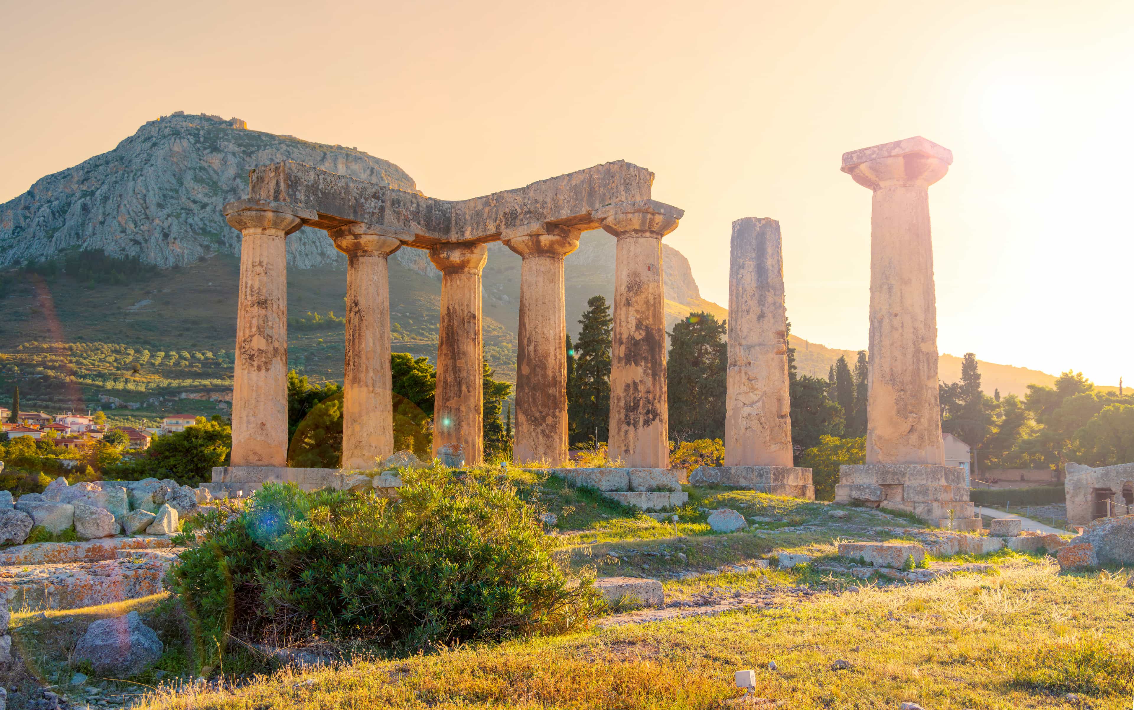 Private Biblical Tour of Ancient Corinth & Isthmus Canal from Athens & Corinth 