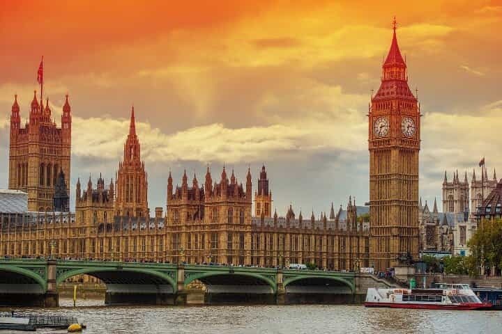 Westminster Self-Guided Walking Tour In London