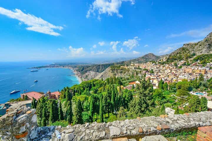 Catania : Taormina and Castelmola Private or Small-Group Day Tour