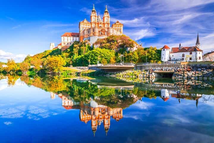 Private Scenic Austrian Alps Day Trip–Hallstatt, Salzburg & Melk