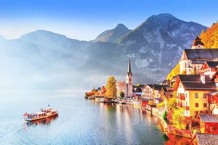 Private tour Hallstatt City, Skywalk, and Salt Mine from Munich