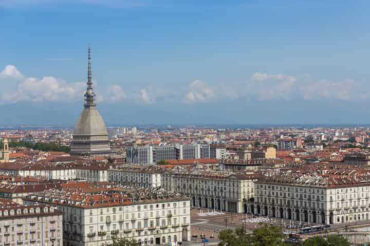 Turin Scavenger Hunt & Self-Guided Audio Walking Tour