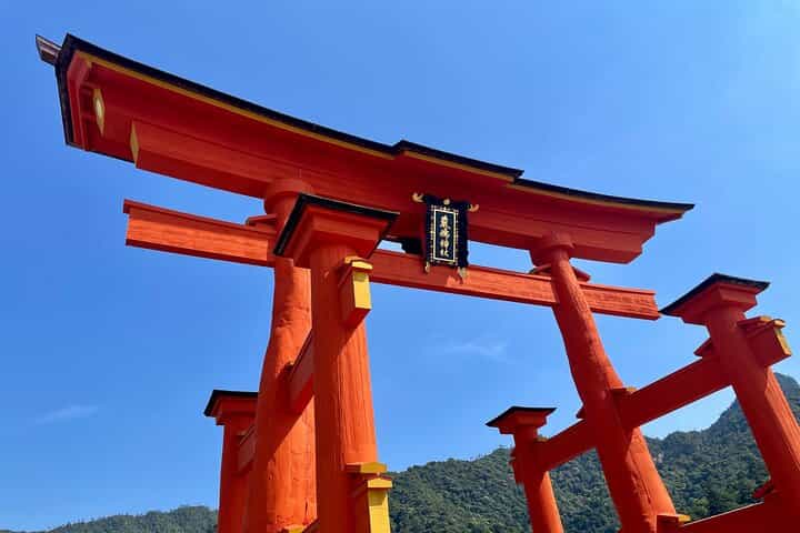 Hiroshima & Miyajima: UNESCO A-Bomb Dome & Itsukushima Private tour