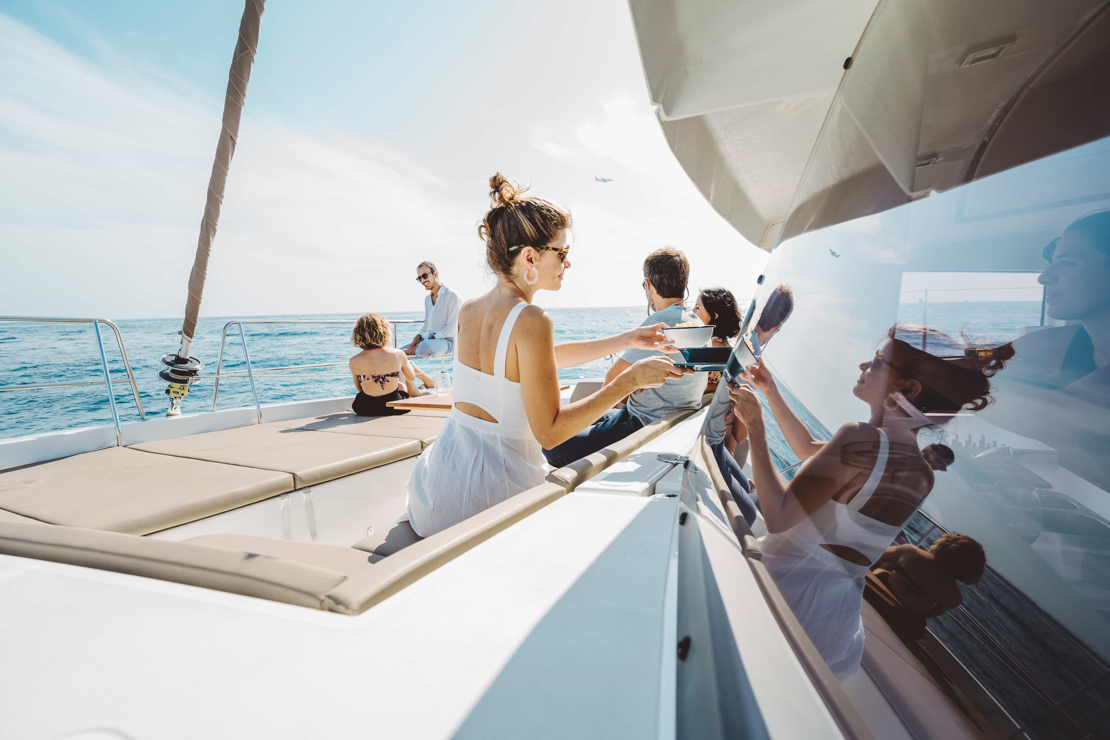 2 HOURS (BALI 4.1) - private luxury catamaran Barcelona