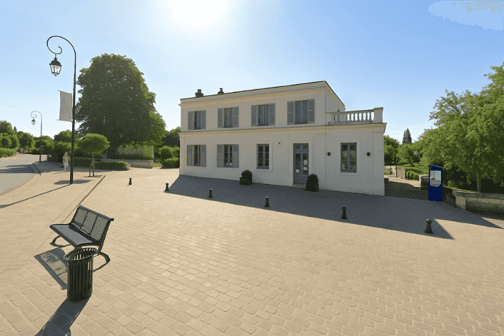 Auvers-sur-Oise: Van Gogh Self guided walking tour with an APP