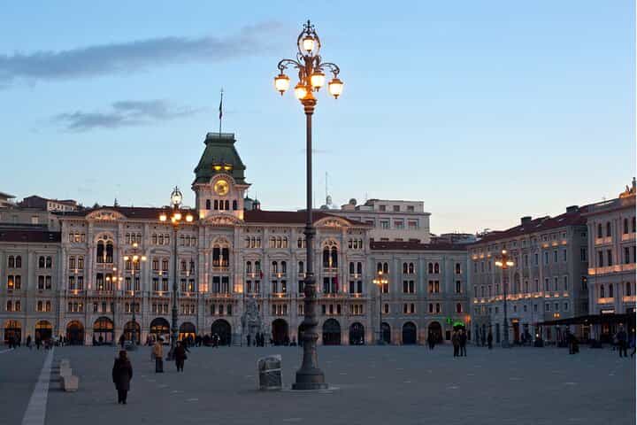 Trieste Scavenger Hunt & Self-Guided Audio Walking Tour