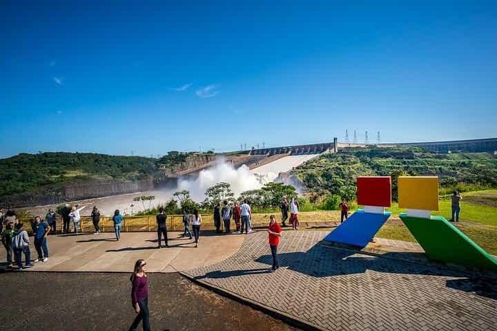 Itaipu Dam from Puerto Iguazú Hotels Private Tour