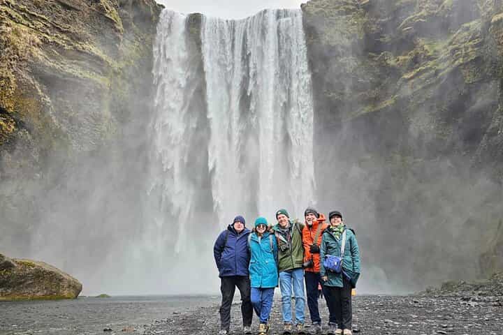 Private Multi-day Plan: KEF Transfer, Golden Circle & South Coast