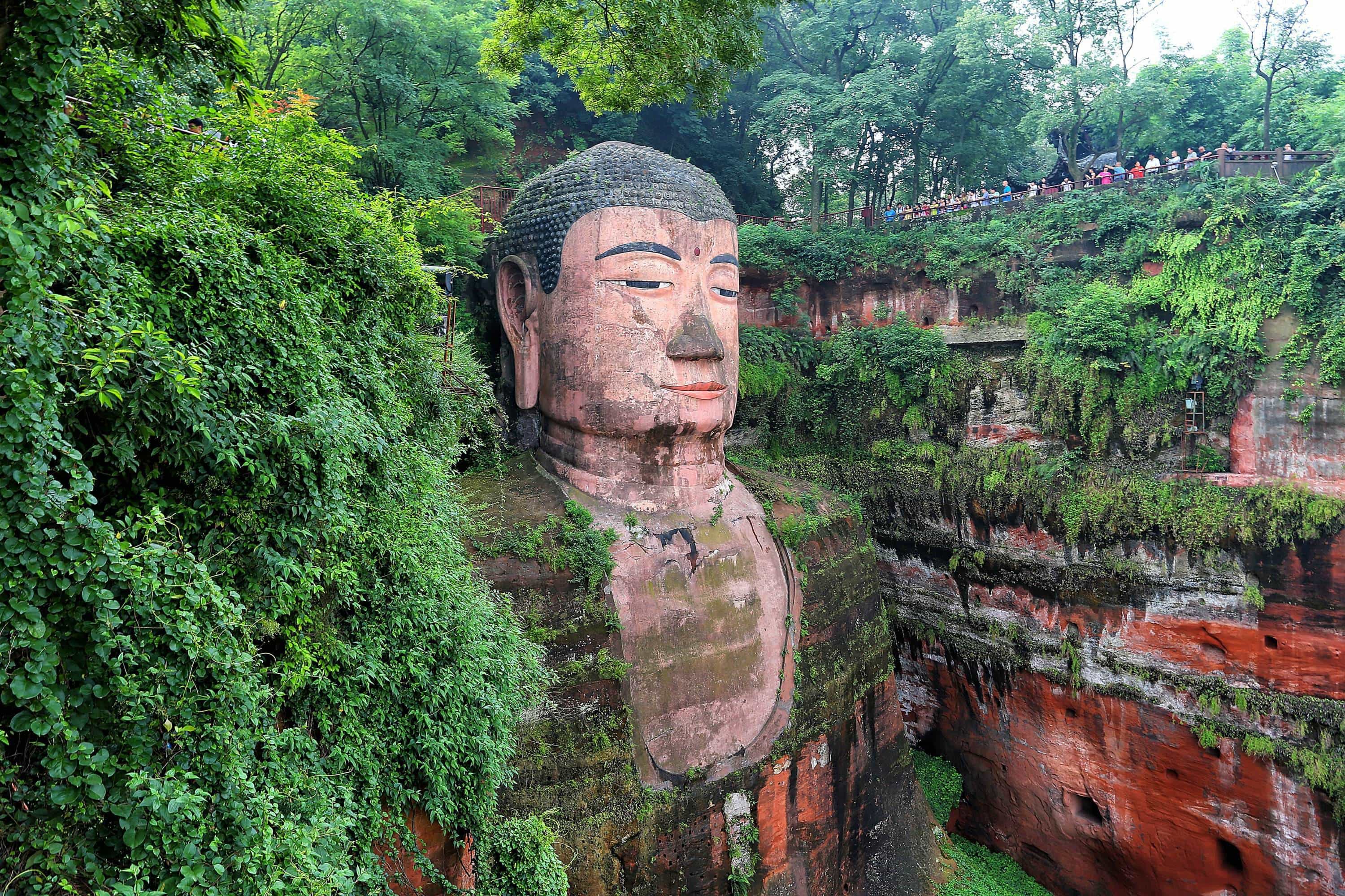 2-Day Leshan & Mt Emei Trip from Chengdu