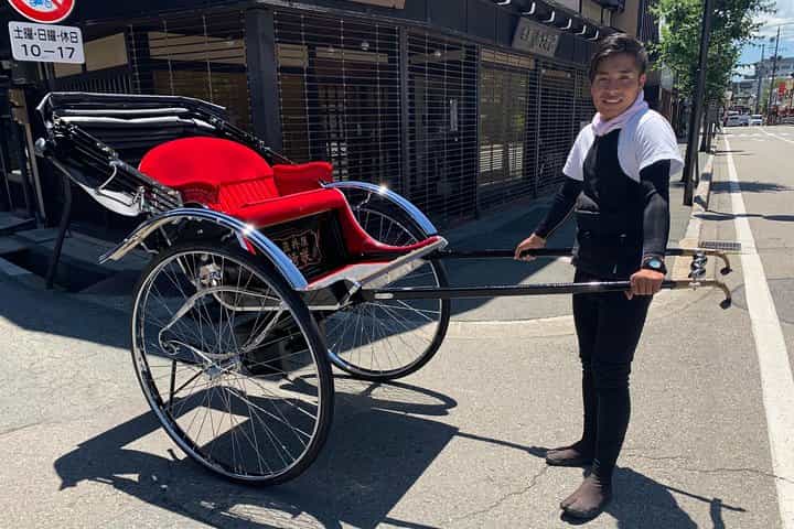 Private Rickshaw Ride in Takayama