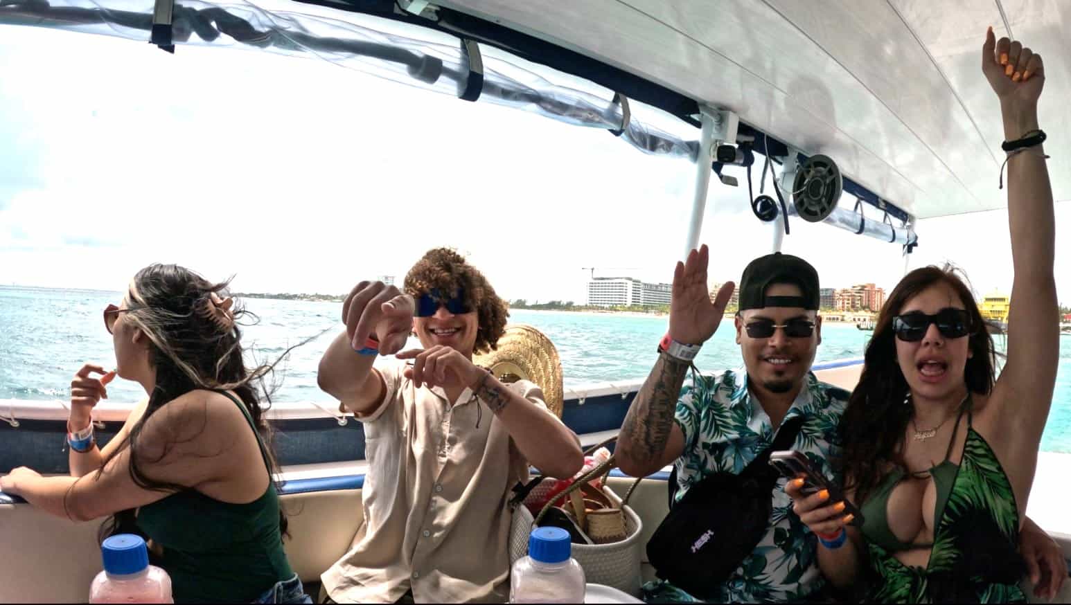Isla Mujeres Snorkel, Lunch & Pick Up from Cancun to Puerto Morelos 