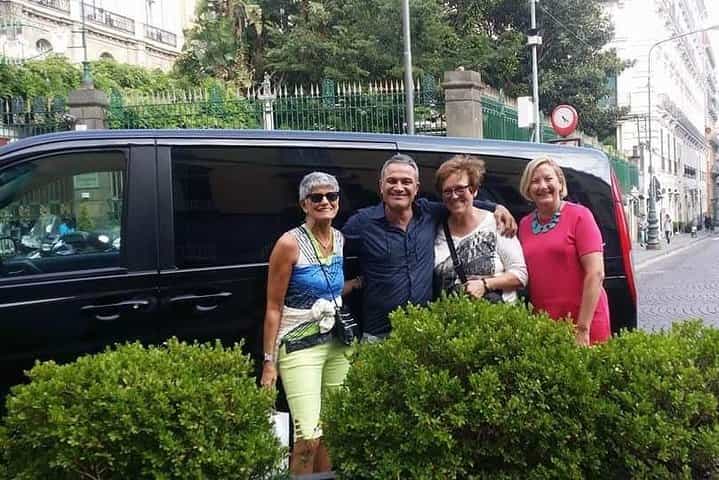 Group tour, Pompeii and wine & food tasting winery Cantina del Vesuvio (6 hours)