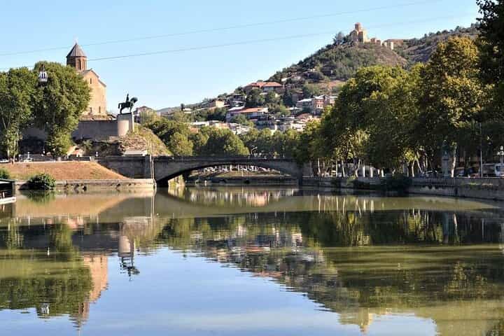 5 days and 4 nights. Hotel and group tours "Everything about Georgia.