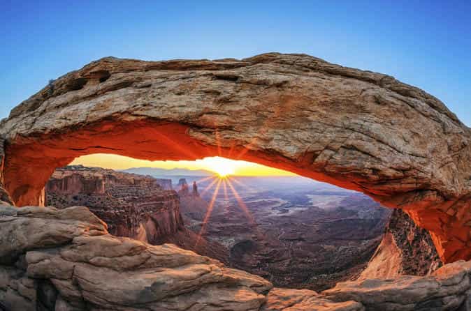 7-Day National Parks Tour: Zion, Bryce Canyon, Monument Valley and Grand Canyon South Rim with Camping