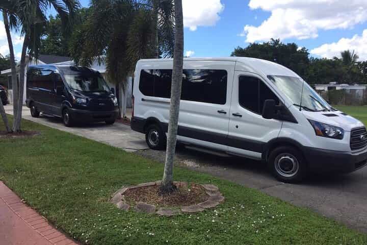 La Paz International Airport (LAP) to La Paz hotels -Round-Trip Private Transfer