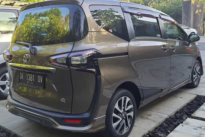 Bali Airport Private Transfer Sanur Area Premium Car or Minibus