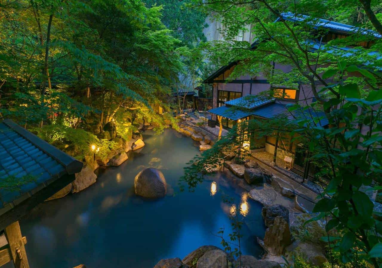 From Tokyo: Private Day Tour to Fuji and Hakone - Onsen, Arts and Nature