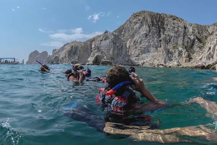 Private Los Cabos snorkeling tour to Chileno bay and Santa Maria cove