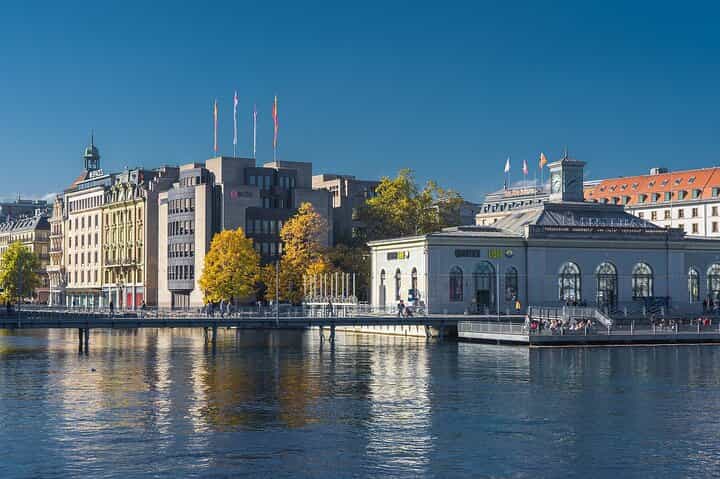 Private Direct Transfer from Lyon to Geneva