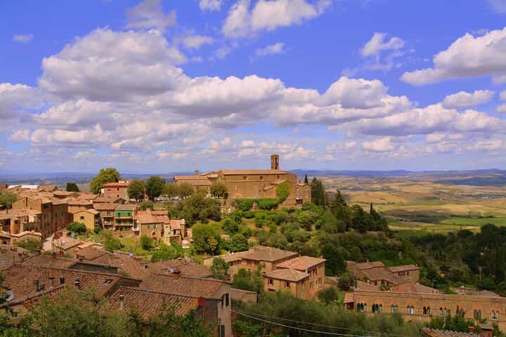 Day Trip from Rome to Montalcino with Wine Tasting & Tuscan Lunch