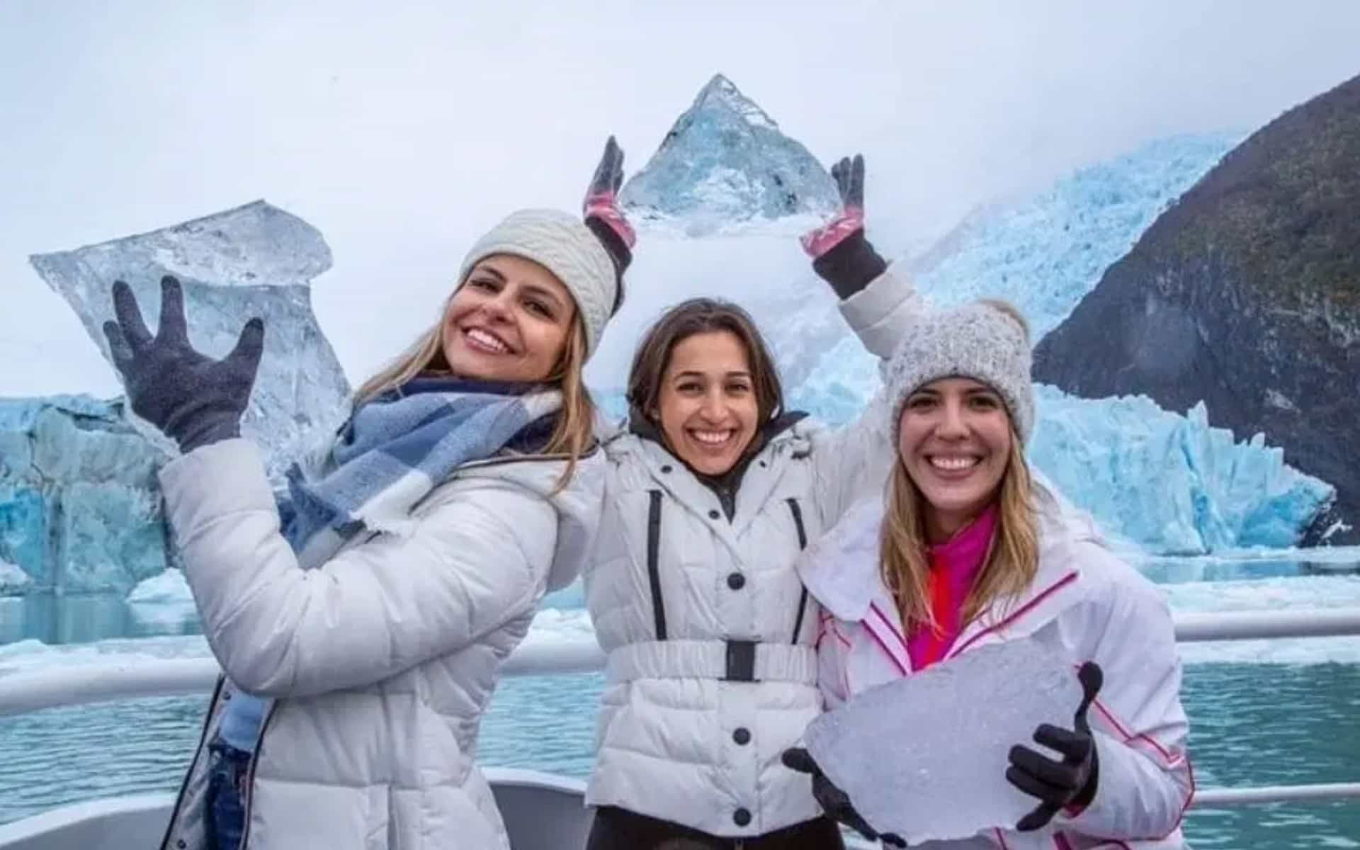 Safari Nautico y Pasarelas en el Glaciar Perito Moreno desde El Calafate
