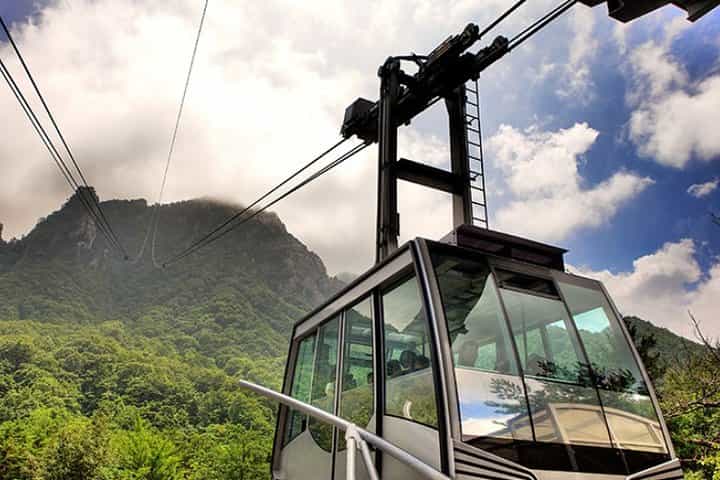 Private Mt.Seorak national park Tour and Sokcho