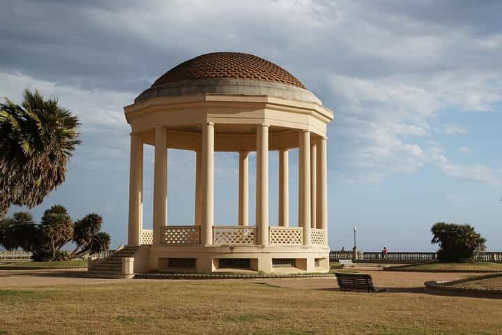 Private Historic Walking Tour of Livorno