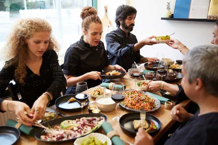 3h Cooking Class in Mendoza with 7 Recipes & Bottomless Drinks