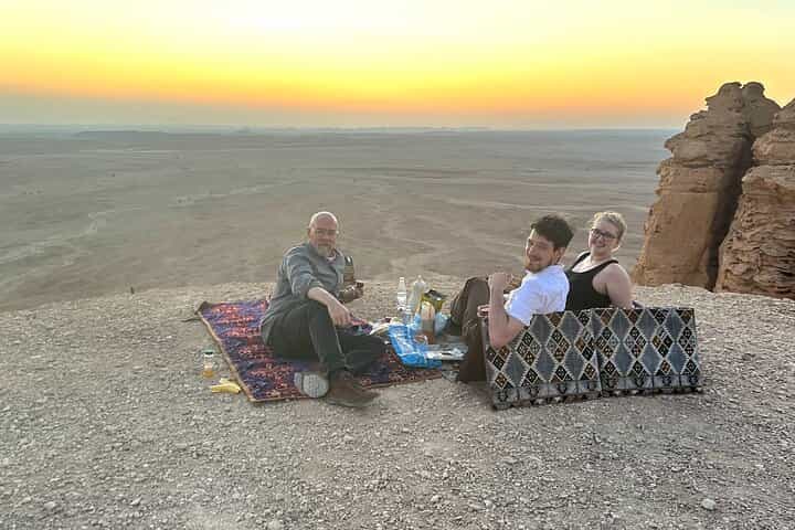 Premier Private Edge of The World Tour in Riyadh: Sunrise/Sunset