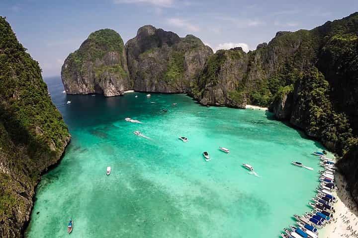 Phi Phi Island Exploration by Private Longtail Boat & Lunch