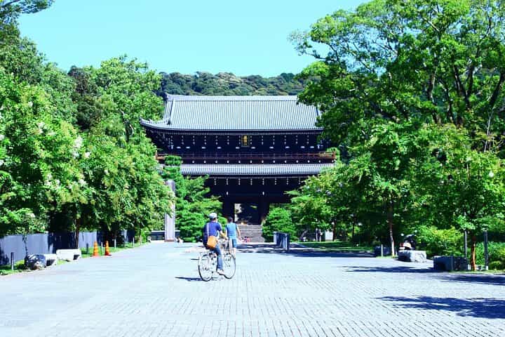 Kyoto E-Bike Tour of Hidden Gems Backstreets and Temples
