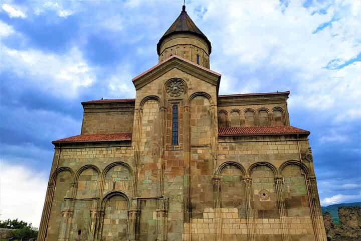 Uplistsikhe Adventure: Day Trip from Tbilisi