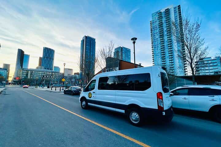 Calgary Best Private Transfer Between Local Airport and Hotels