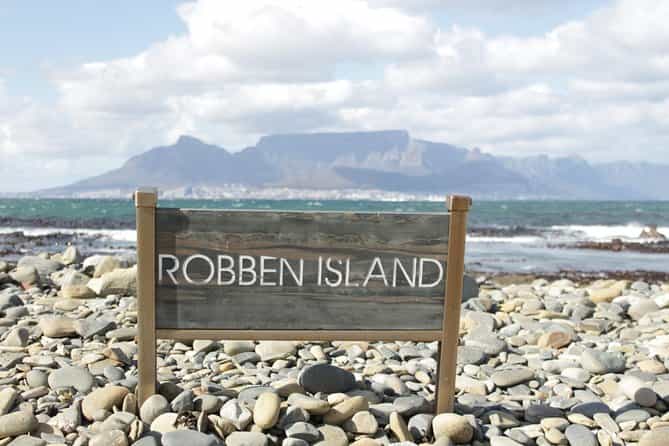 Robben Island Boat Tickets-Penguins & Cape of Good Hope Private Tour