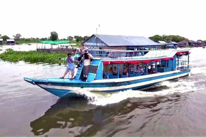 Scenic Boat Journey from Siem Reap to Battambang 