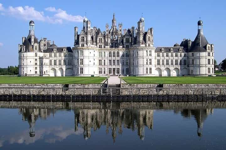 Day Trip: Paris to Loire Valley Castles - (champagne on board)