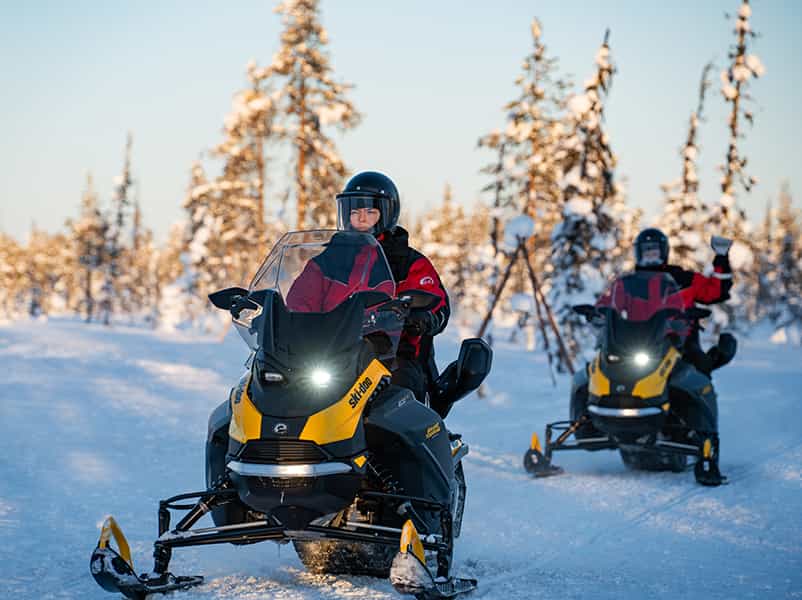 Daytime Snowmobile Safari with Wilderness Hut Lunch, Levi — adults only
