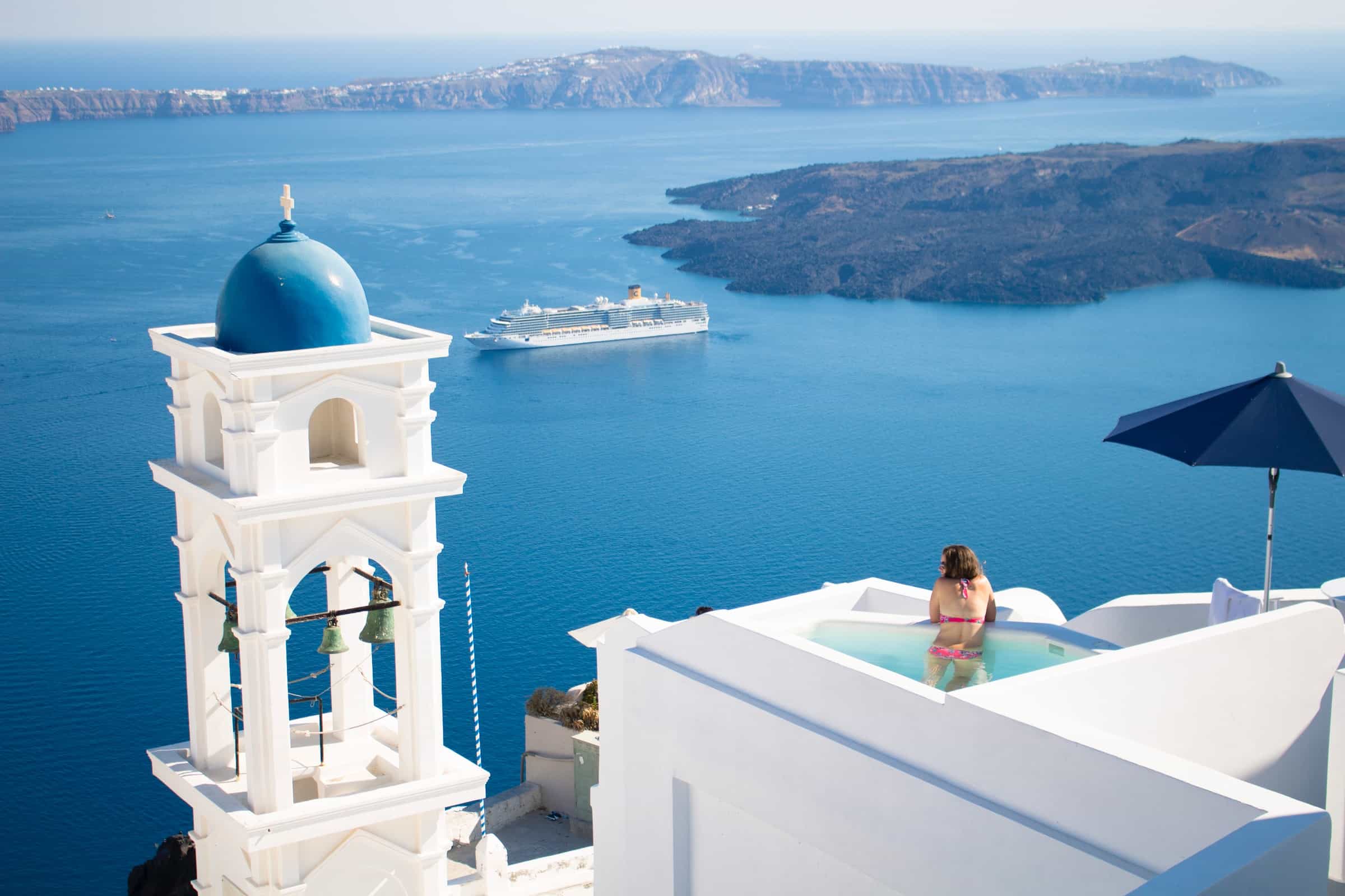 Cycladic Explorer: Athens – Mykonos – Santorini | 10 Days