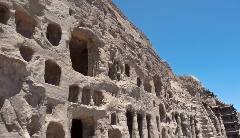 Grottos on the Silk Road