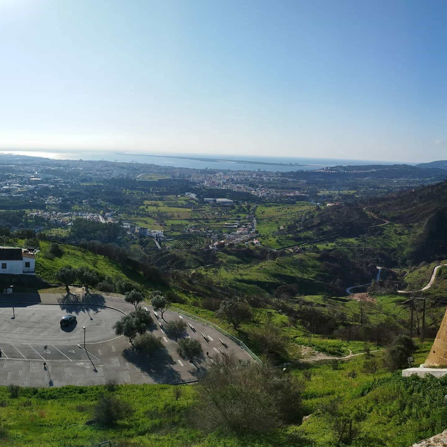 South Lisbon: Private Wine Tour with Tile Class – Setúbal, Palmela & Sesimbra