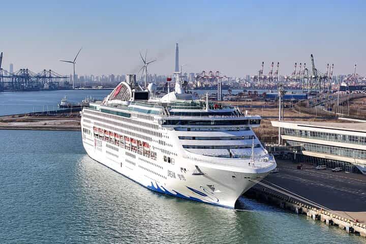 Shanghai Wusongkou Cruise Port to Shanghai hotel Private Transfer