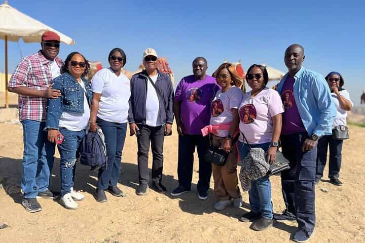 5 Hours Private Tour to Giza pyramids Sphinx and Old Coptic Cairo