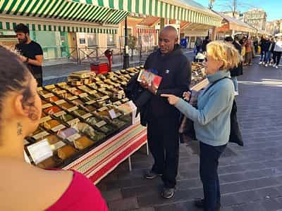 Aix-en-Provence: Market & Heritage Walking Tour