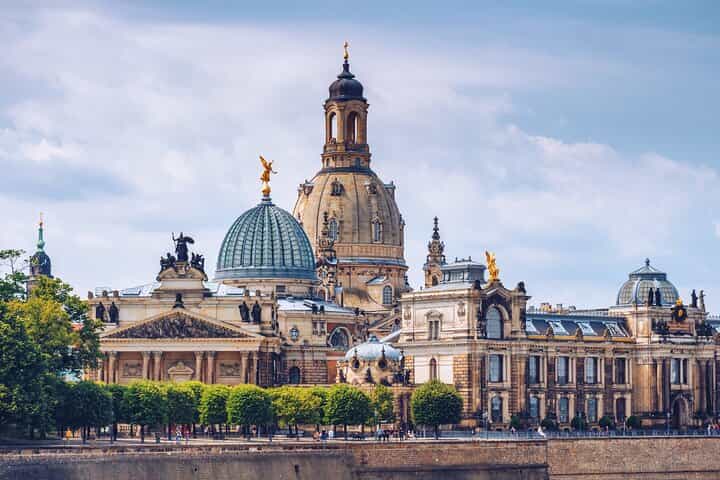 Dresden Scavenger Hunt & Highlights Self-Guided Walking Tour