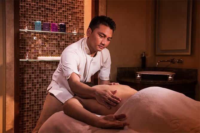 Unwind and Dine at Atlantis